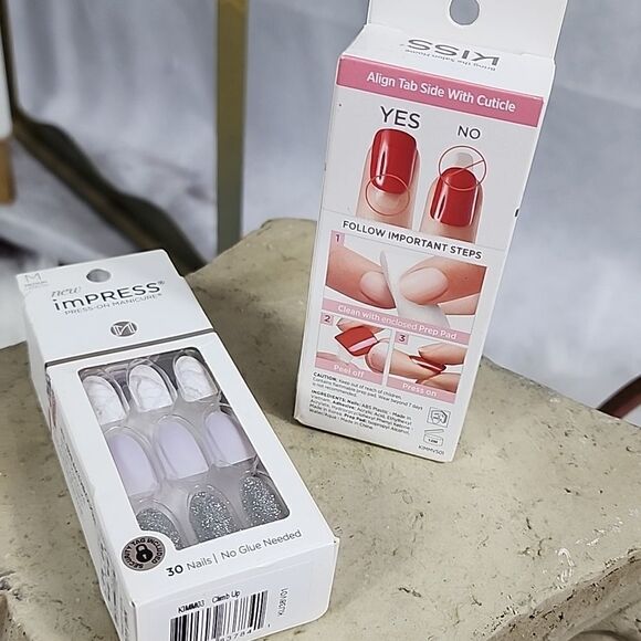 2 Sets imPress Press~on Manicure 30 nails no glue needed Medium Length - Picture 3 of 3